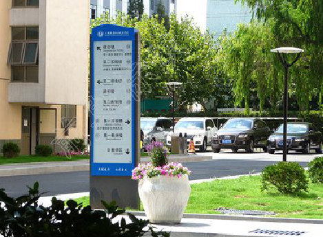 洛阳哪些因素影响宣传栏的制作？